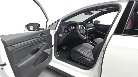 Volkswagen 8 2.0 GTI 2024 10