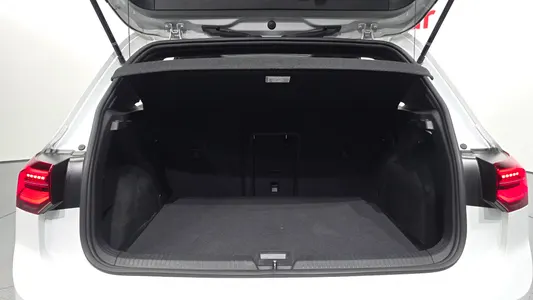 Volkswagen 8 2.0 GTI 2024 20