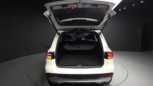 Mercedes-Benz GLB-Class X247 GLB200 d 2024 20