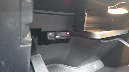 Mercedes-Benz GLB-Class X247 GLB200 d 2024 27