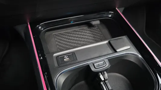 Mercedes-Benz GLB-Class X247 GLB200 d 2024 36