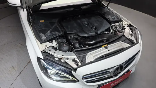 Mercedes-Benz C-Class W205 C220 d 2015 6