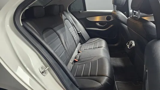 Mercedes-Benz C-Class W205 C220 d 2015 11