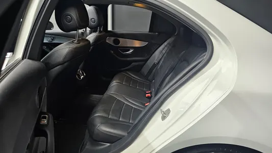 Mercedes-Benz C-Class W205 C220 d 2015 12