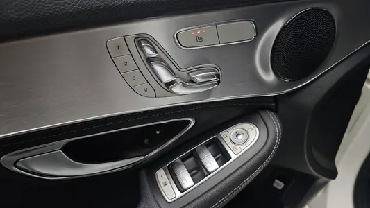 Mercedes-Benz C-Class W205 C220 d 2015 19