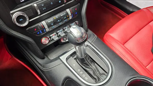 Ford 머스탱 GT 2019 9