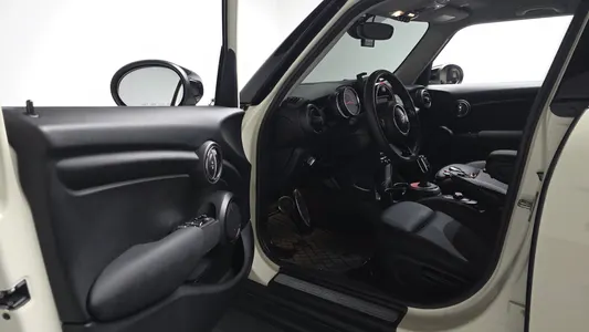 MINI 쿠퍼 5 2020 10