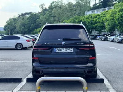 BMW X7 (G07) xDrive 40i M 7 2025 6