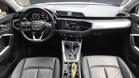 Audi Q3 (F3) 35 TDI 2020 7