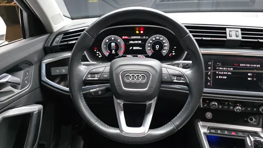 Audi Q3 (F3) 35 TDI 2020 13