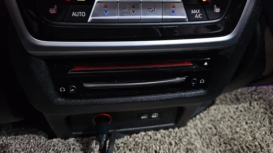 BMW X7 (G07) xDrive 40i 7 2021 34