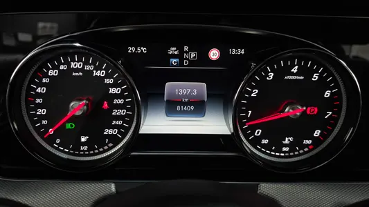 Mercedes-Benz E-Class W213 E200 2018 8