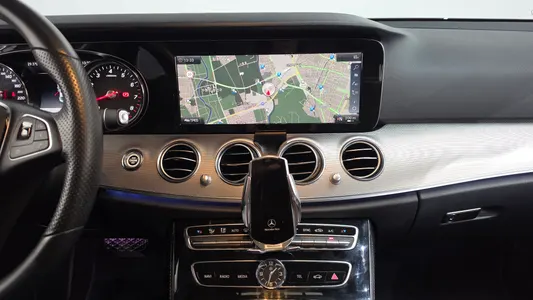 Mercedes-Benz E-Class W213 E200 2018 12