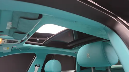 Rolls-Royce 고스트 6.6 EWB V12 2019 16