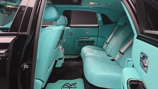 Rolls-Royce 고스트 6.6 EWB V12 2019 26