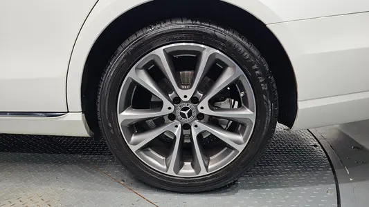Mercedes-Benz E-Class W213 E300 4MATIC 2018 21