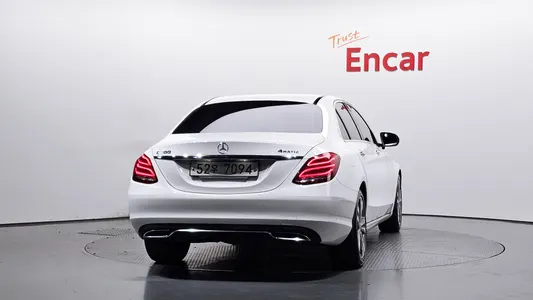 Mercedes-Benz C-Class W205 C200 2018 4