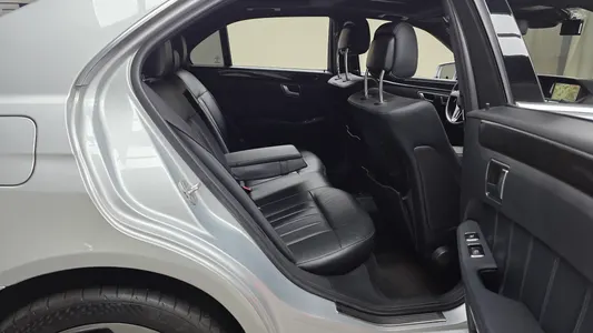 Mercedes-Benz E-Class W212 E350 4MATIC 2013 10