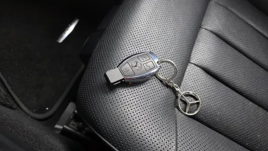 Mercedes-Benz E-Class W212 E350 4MATIC 2013 15