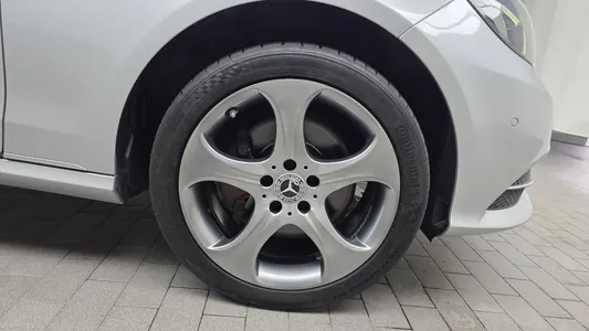 Mercedes-Benz E-Class W212 E350 4MATIC 2013 21