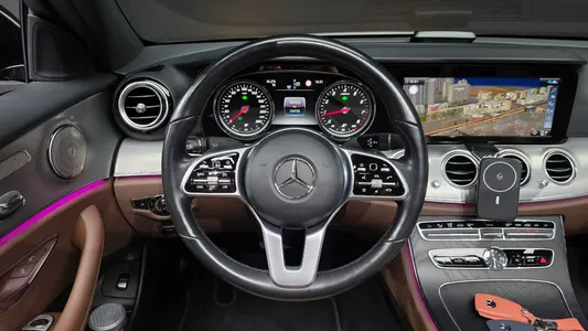 Mercedes-Benz E-Class W213 E250 2020 12