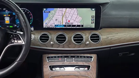 Mercedes-Benz E-Class W213 E300e 4MATIC 2021 18