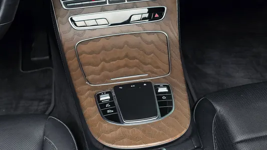 Mercedes-Benz E-Class W213 E300e 4MATIC 2021 19
