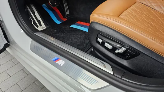BMW 7 Series (G11) 730Ld xDrive M 2022 18