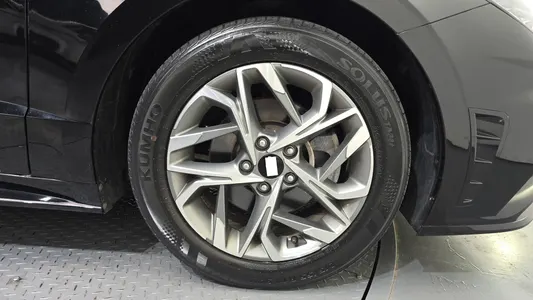 Hyundai (DN8) 2.0 2022 21