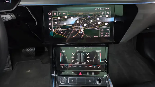 Audi e- 55 2020 14