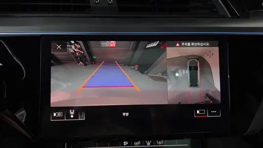 Audi e- 55 2020 16