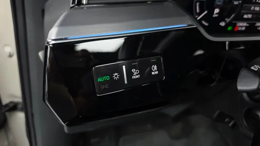 Audi e- 55 2020 27