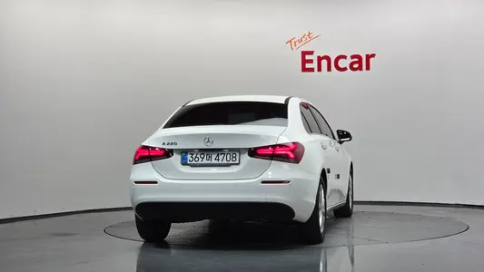 Mercedes-Benz A-Class W177 A220 2020 4