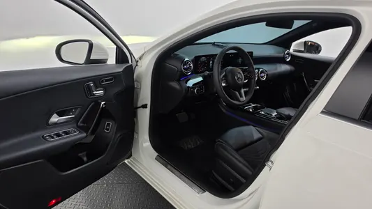 Mercedes-Benz A-Class W177 A220 2020 10