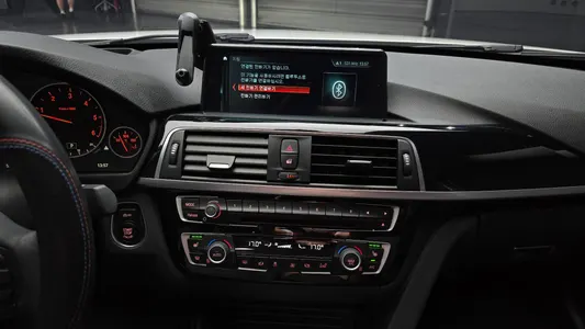 BMW 3 Series (F30) 320d 2018 14