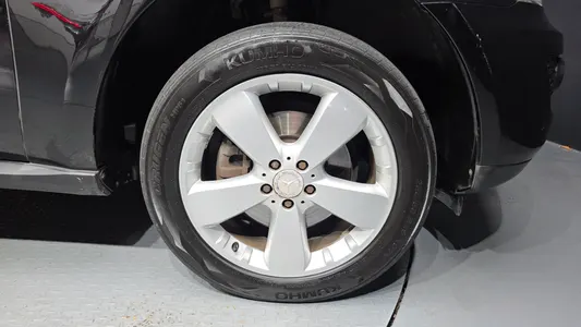 Mercedes-Benz M-Class W164 ML300 CDI 2009 5