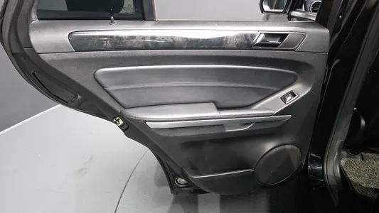 Mercedes-Benz M-Class W164 ML300 CDI 2009 25