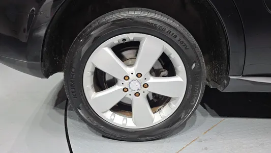 Mercedes-Benz M-Class W164 ML300 CDI 2009 21