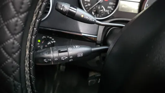 Mercedes-Benz M-Class W164 ML300 CDI 2009 27