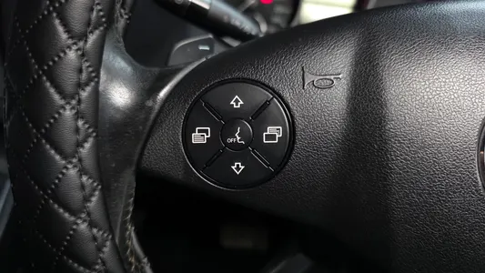 Mercedes-Benz M-Class W164 ML300 CDI 2009 30