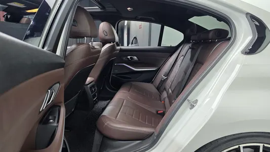 BMW 3 Series (G20) 330i M 2019 11