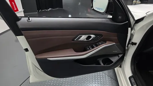 BMW 3 Series (G20) 330i M 2019 24