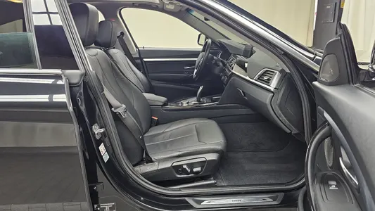 BMW 3 Series GT (F34) GT 320d 2020 26