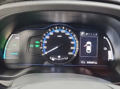 Hyundai 아이오닉 하이브리드 N 2016 6