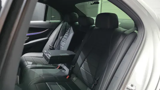 Mercedes-Benz E-Class W213 E220d 4MATIC AMG Line 2022 12