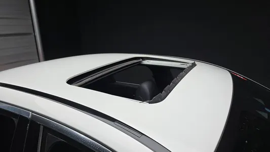Mercedes-Benz E-Class W213 E220d 4MATIC AMG Line 2022 27