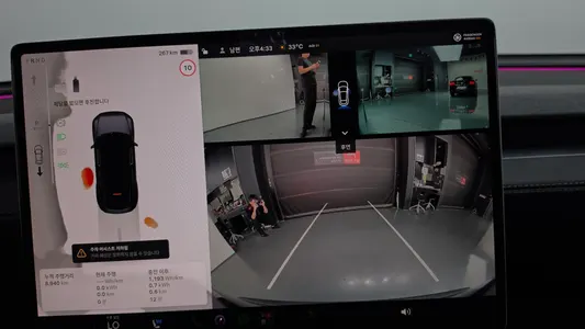 Tesla Y RWD 2025 14