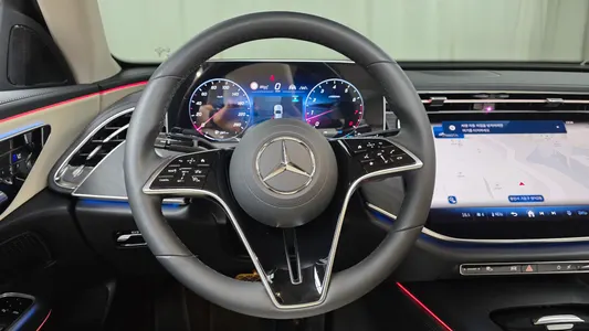 Mercedes-Benz E-Class W214 E200 2025 13