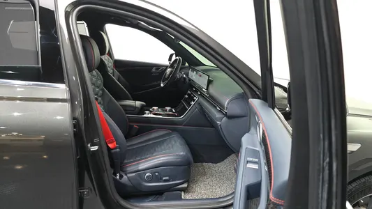 Genesis GV80 Coupe 2.5T AWD 2024 11