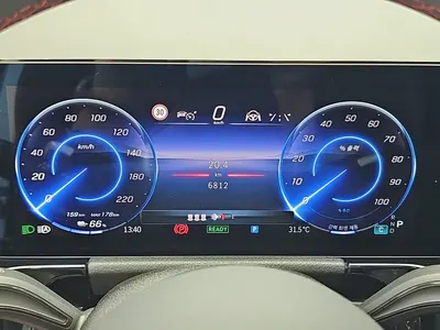 Mercedes-Benz EQA H243 EQA250 AMG 2025 6